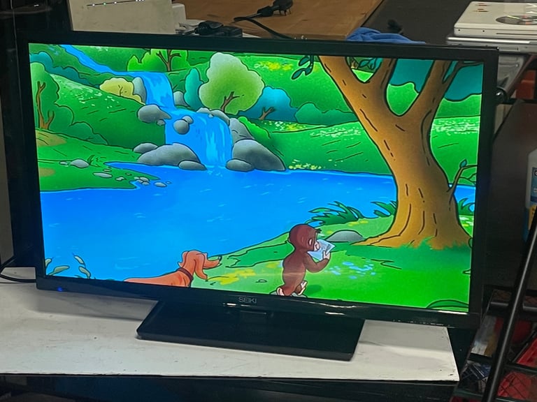 image for TELEVISION: SEIKI 32 inch TV Model No. SE32HY02UK working perfect 