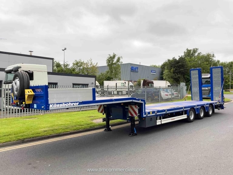 KASSBOHRER 3 AXLE EXTENDABLE LOW LOADER 52,800KG 