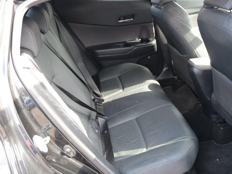 2022 Toyota C-HR 2.0 VVT-h GPF Excel SUV 5dr Petrol Hybrid CVT Euro 6 (s/s) (184 ps) HATCHBACK Pe...