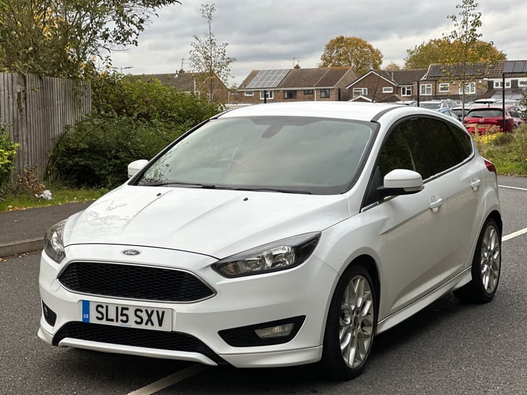 2015 Ford Focus 1.0 EcoBoost 125 Zetec S 5dr HATCHBACK Petrol Manual