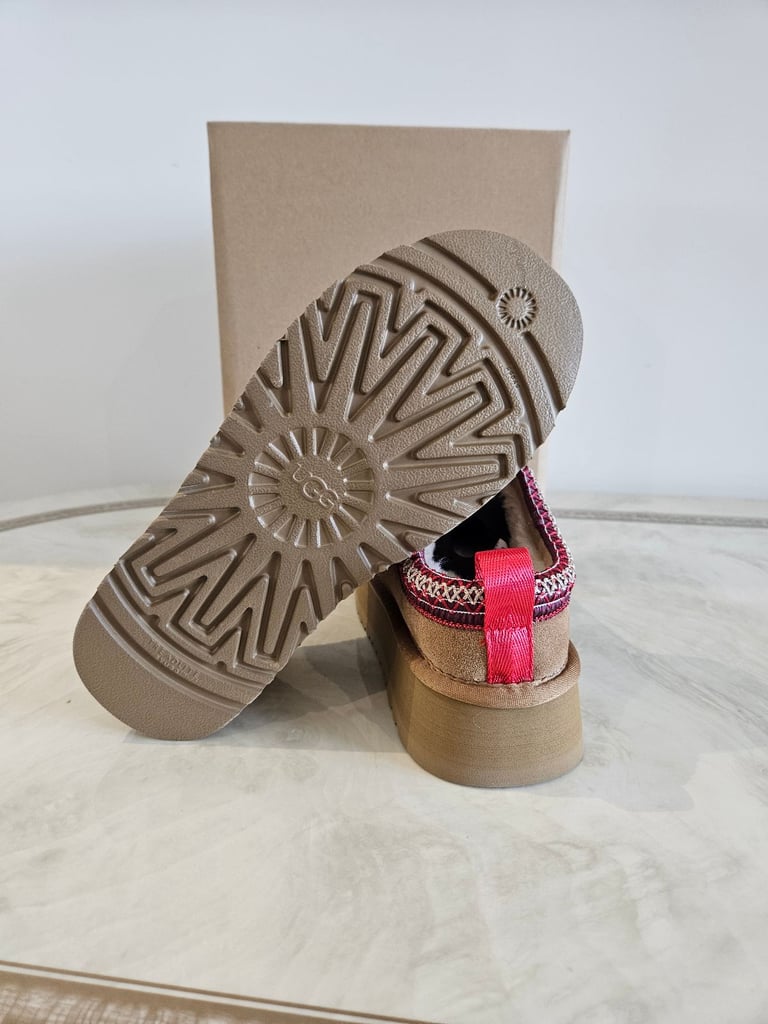 Ugg platform mules slippers size uk5