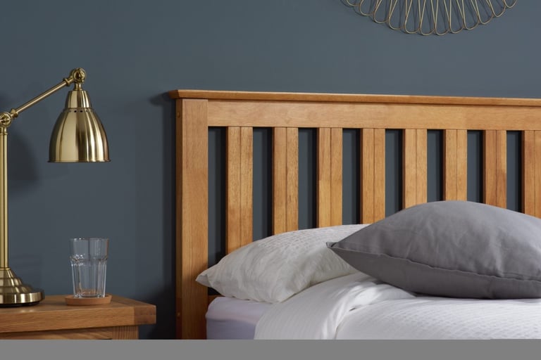 Birlea Phoenix Ottoman Bed Frame – 135cm Double, Oak Finish – Brand New in Box