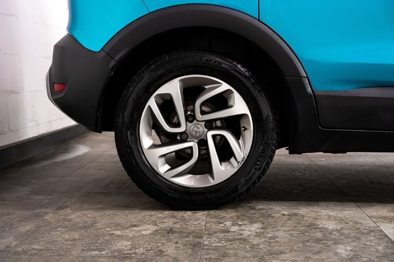 2018 Vauxhall Crossland X 1.6 Turbo D Tech Line Nav SUV 5dr Diesel Manual Euro 6 (s/s) (120 ps) D...