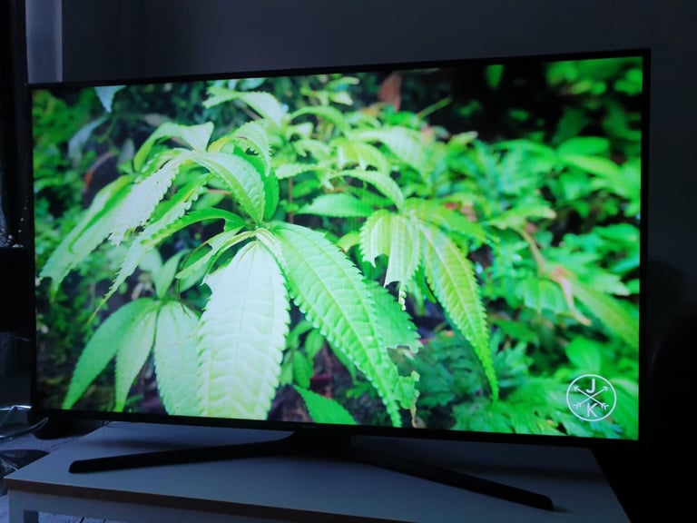 55 inches 4K UHD Samsung Smart Tv 
