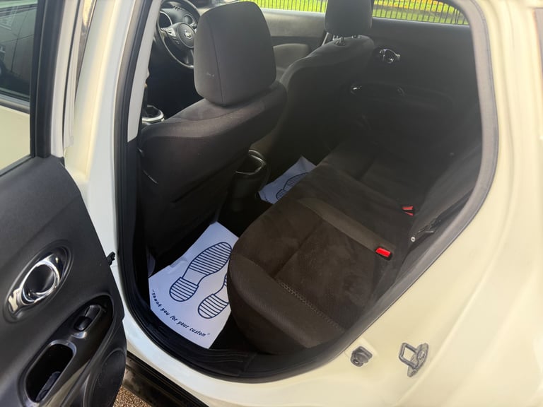 Nissan, JUKE, Hatchback, 2013, Manual, 1598 (cc), 5 doors