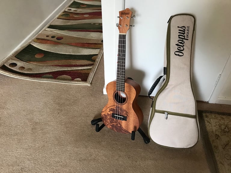 Tenor Ukelele