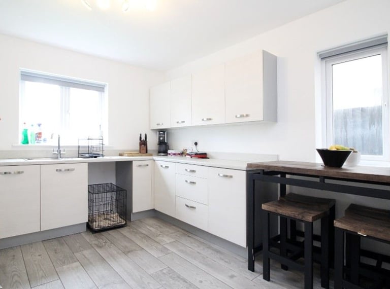 image for Elegant single bedroom available for rent at 78 Highgate Street!