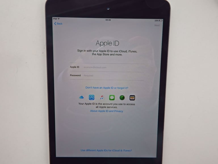 iPad Mini First Generation 16 GB VGC