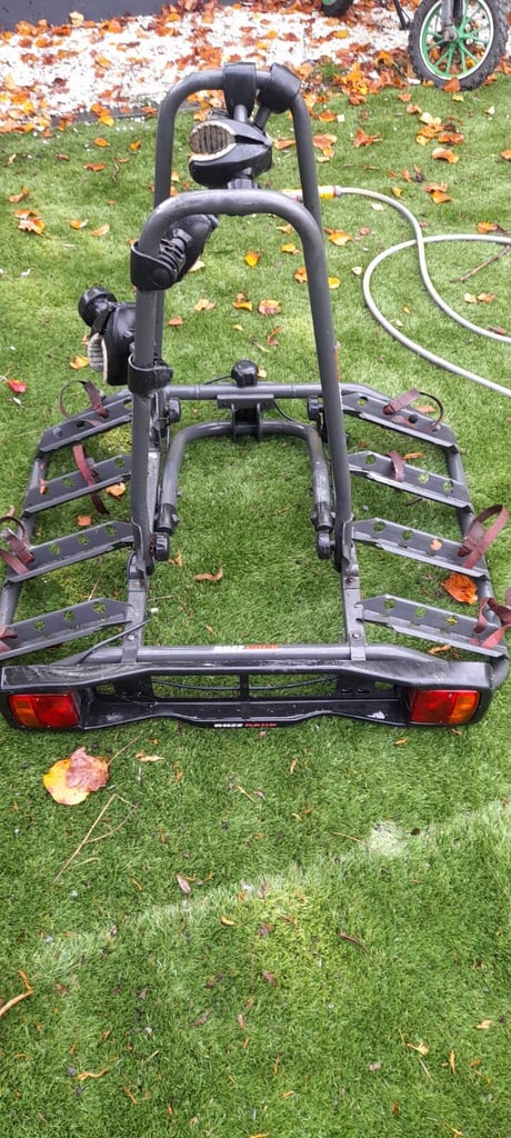 Generic bike roof rack