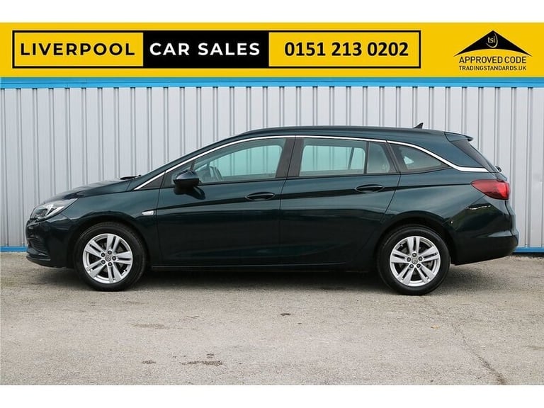 2017 Vauxhall Astra CDTi ecoTEC BlueInjection Tech Line Nav Estate Diesel Manual