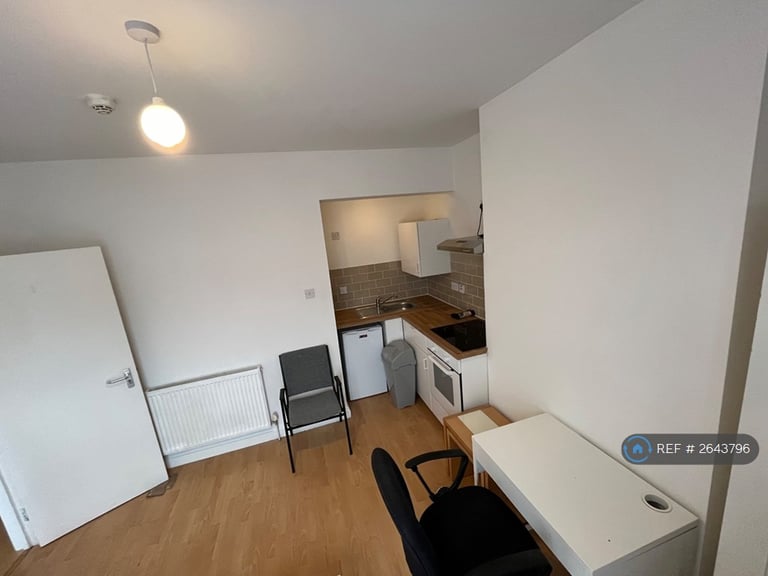 1 bedroom in Blenheim Street, Bristol, BS5 (#2643796)