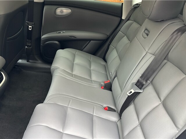 2025 MG IM6 Electric Estate Special Edition 553kW Launch Edition 100kWh 5dr AWD Auto SUV Electric...