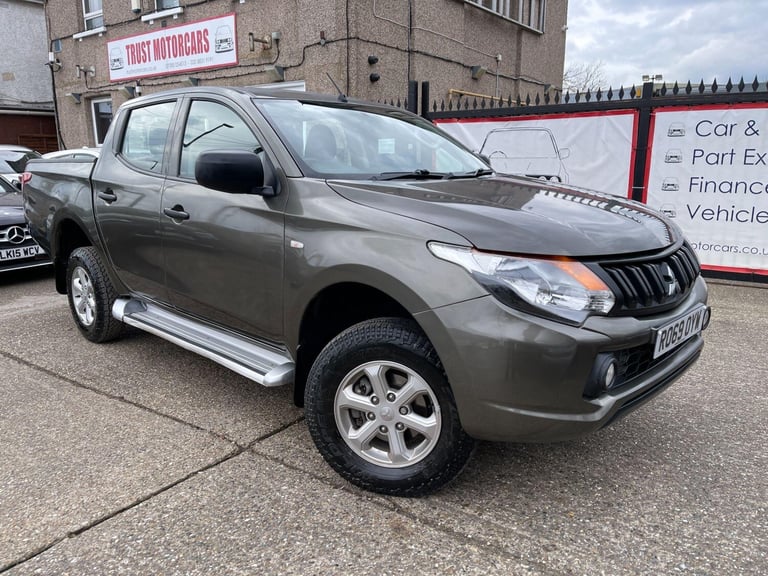 2019 Mitsubishi L200 2.4 DI-D DC 4Life 4WD Euro 6 (s/s) 4dr PICK UP Diesel Manual