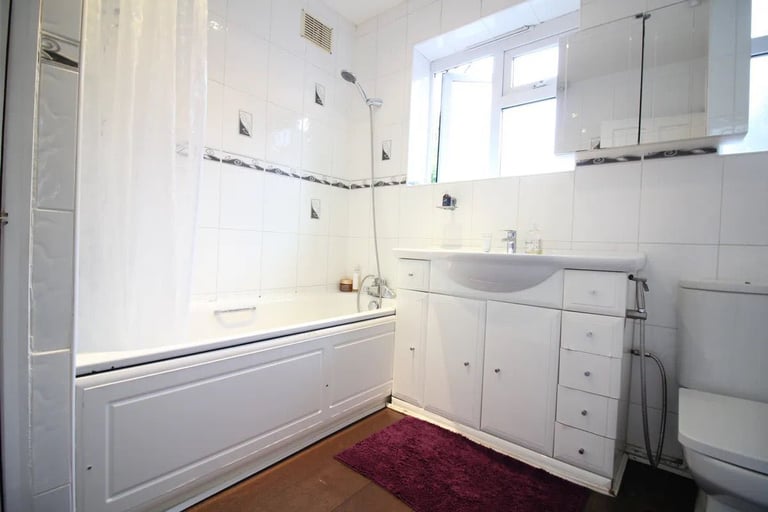 King size room available 