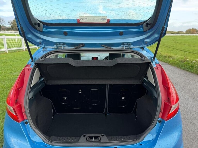 2011 Ford Fiesta 1.25 Zetec 3dr [82] HATCHBACK Petrol Manual