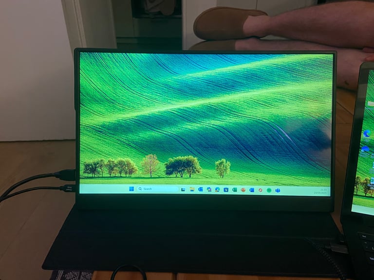 image for HONGO Portable Monitor 15.6” 1080P FHD Laptop Monitor