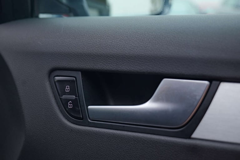 2014 Audi A4 2.0 A4 S Line TDI 4dr Saloon Diesel Manual