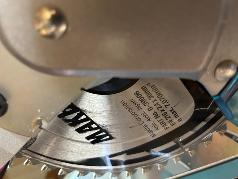Makita mitre saw