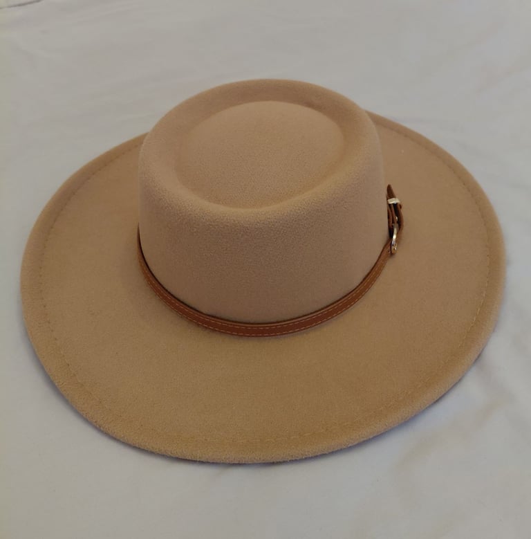 Ladies hat