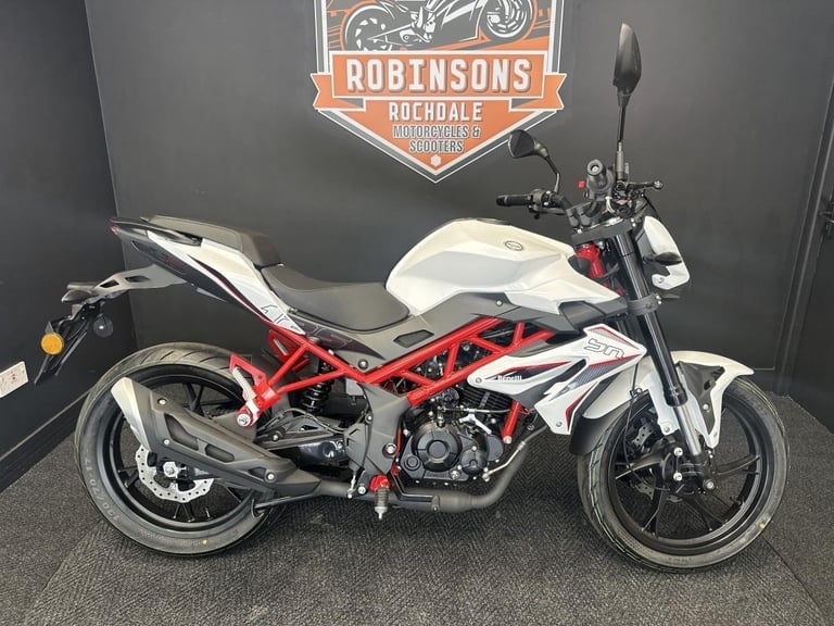 Benelli BN125 Choice of colours now £2599
