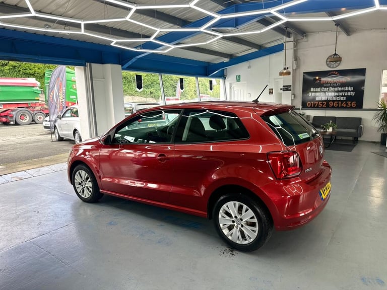 VOLKSWAGEN POLO 1.0 BlueMotion Tech SE 2014