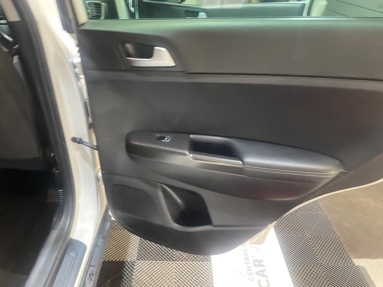 2018 Kia Sportage 1.6 GDi 2 Euro 6 (s/s) 5dr ESTATE Petrol Manual