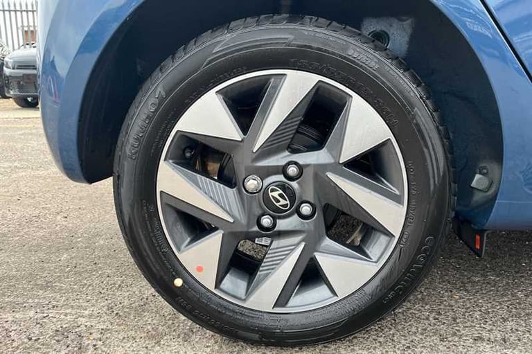 2025 Hyundai i10 1.0 Advance Hatchback 5dr Petrol Auto Euro 6 (s/s) (63 ps) Hatchback Petrol Auto...