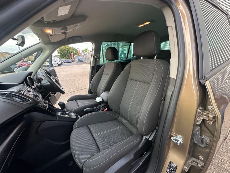 VAUXHALL ZAFIRA TOURER 2.0 CDTi SRi 2013