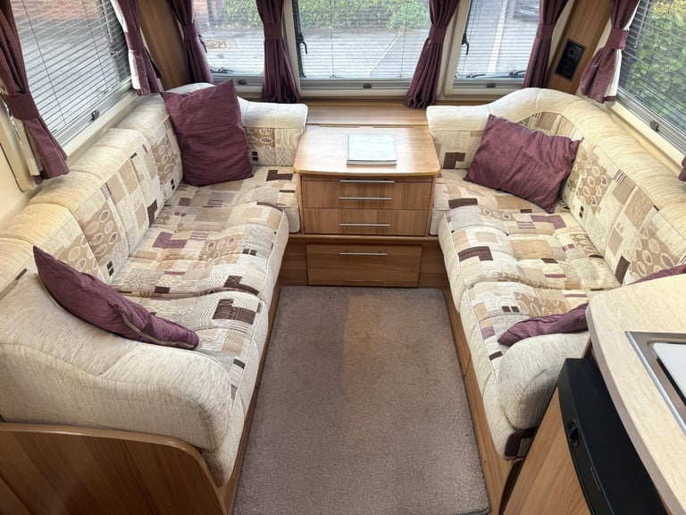 Bailey Unicorn Cadiz - 4 Bert - 2012 - caravan for sale