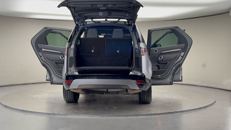 2021 Land Rover Discovery 3.0 D300 MHEV R-Dynamic HSE SUV 5dr Diesel Auto 4WD Euro 6 (s/s) (300 p...