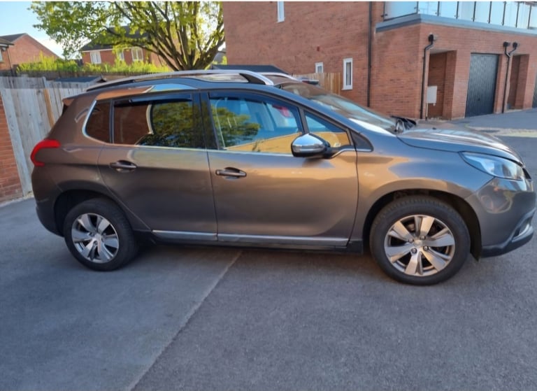 image for Peugeot, 2008, Hatchback, 2015, Semi-Auto, 1560 (cc), 5 doors