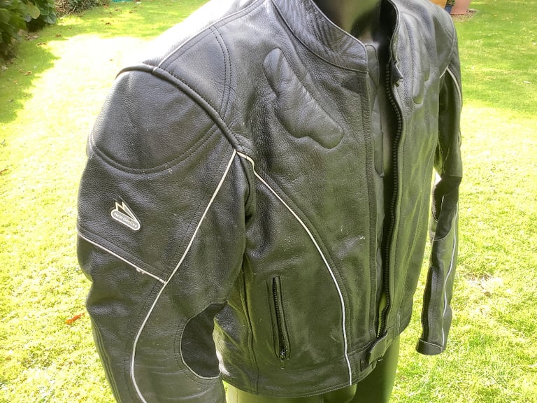 🏍️ HEIN GERICKE LEATHER MOTORCYCLE 🏍️ JACKET 🧥 (UK SIZE 36) BLACK