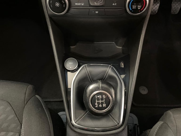 2019 Ford Fiesta 1.1 Zetec 5dr HATCHBACK PETROL Manual