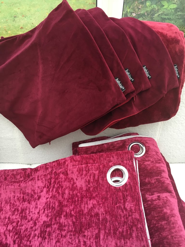 Habitat Eyelet Curtains, cushion cover and blanket