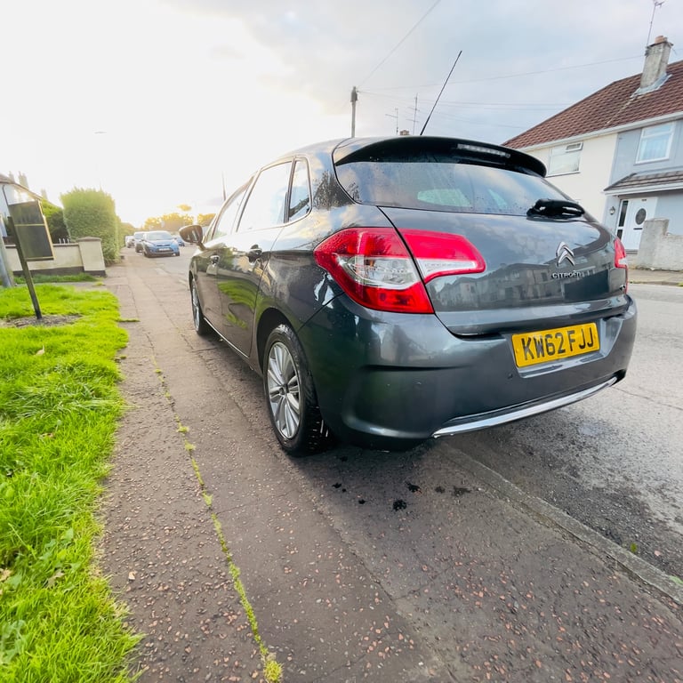 Citroen, C4, Hatchback, 2013, Manual, 1560 (cc), 5 doors