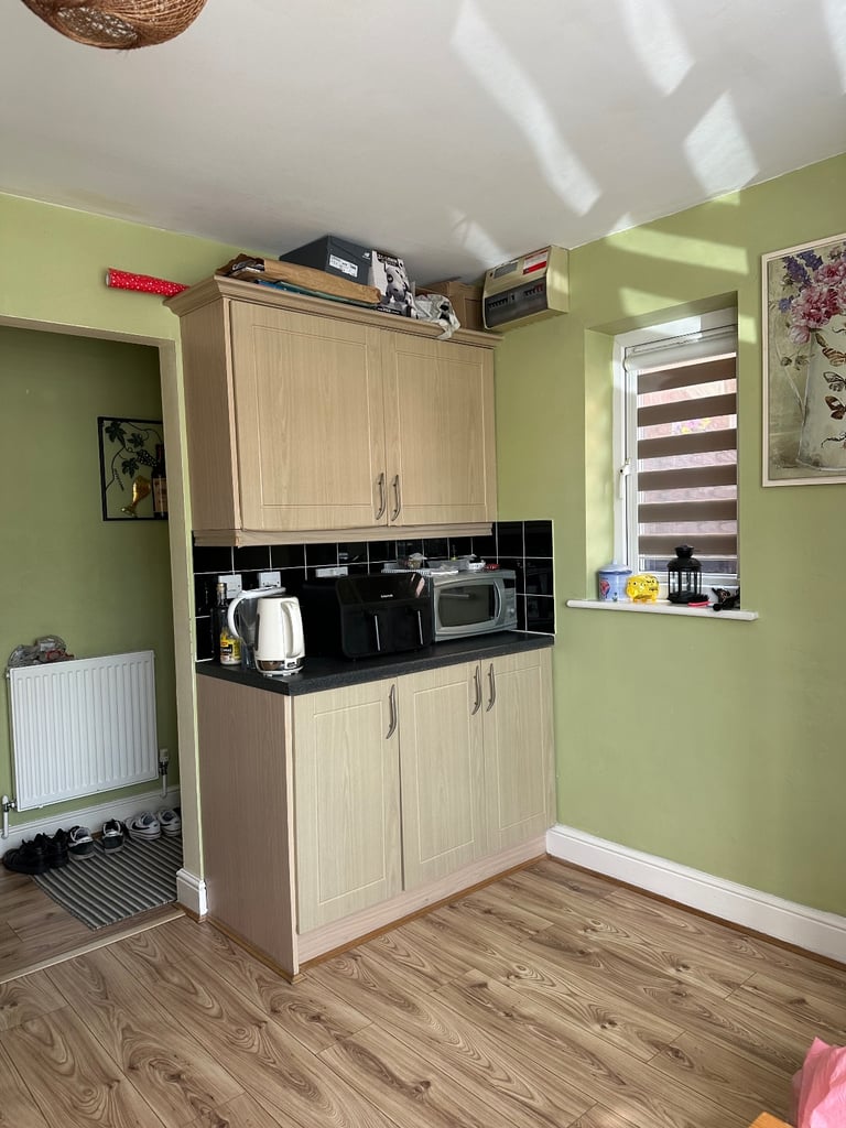Old kitchen units