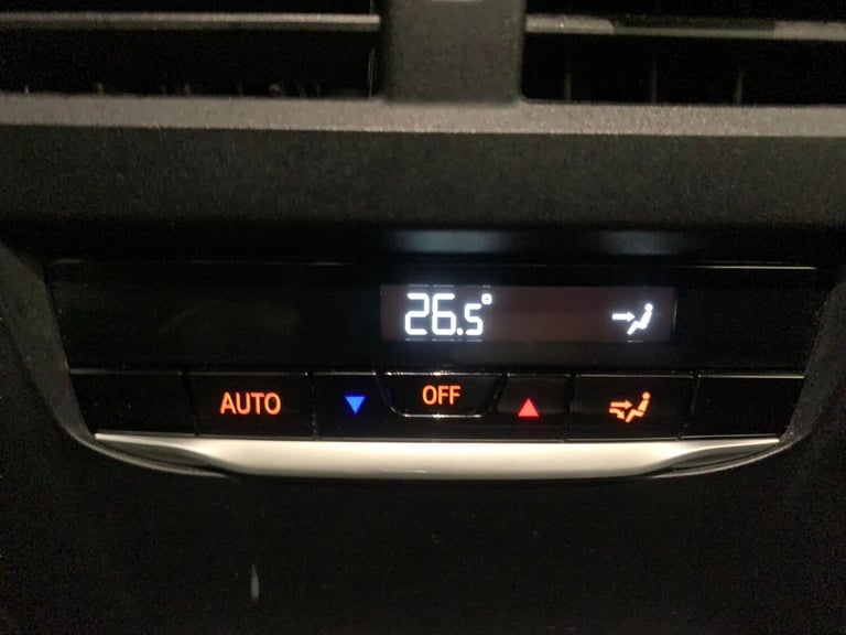 2021 BMW 3 Series 330e xDrive M Sport 4dr Step Auto SALOON PETROL/ELECTRIC Automatic