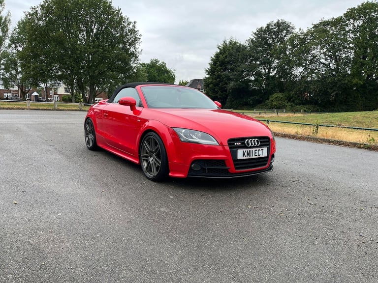 2011 Audi TT 2.0 TDI Black Edition Roadster quattro Euro 5 2dr Convertible Diesel Manual