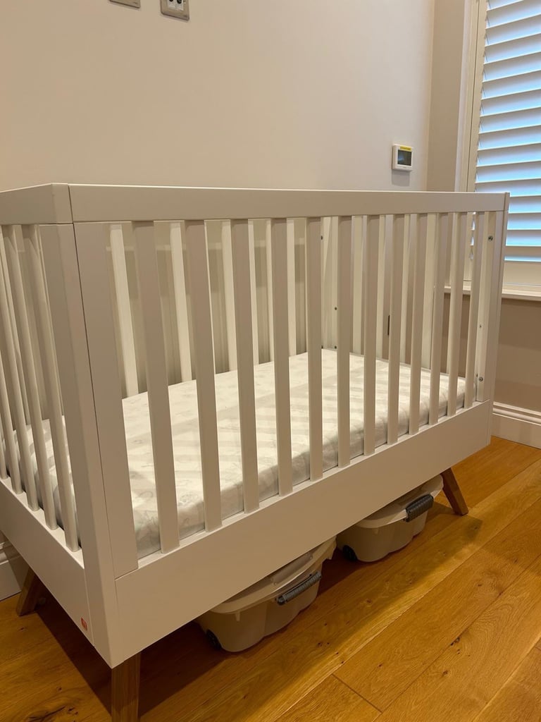 Luxury Cot Bed By Isabelle & Max + Mattress Size 60 x 120 cm