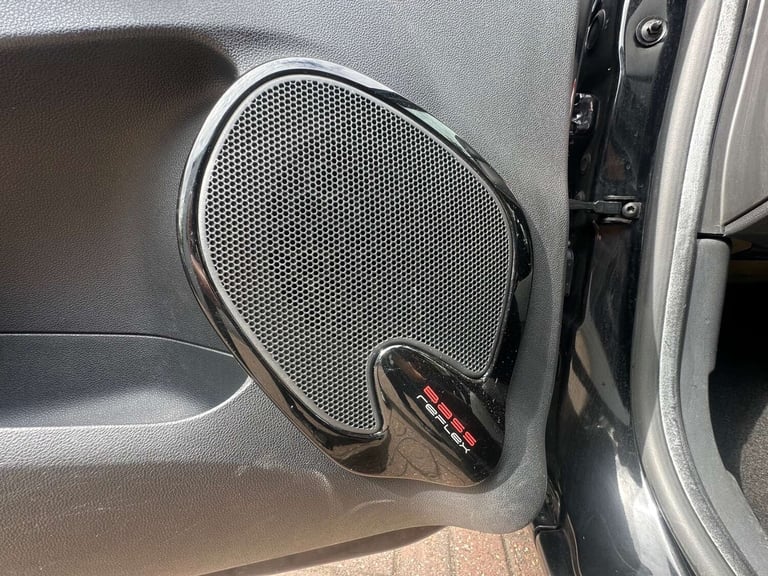 2015 Renault Clio 0.9 TCe Dynamique Nav Hatchback 5dr Petrol Manual Euro 6 (s/s) (90 ps) Hatchbac...