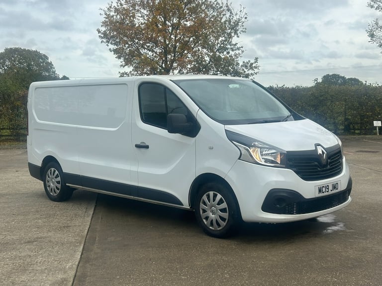 2019 19 Renault Trafic 1.6 DCI Business + LWB , NO VAT , 12 mth MOT , Sat nav 