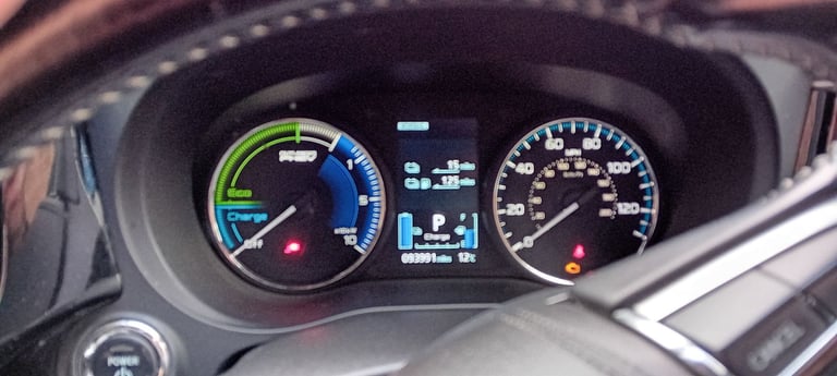 Mitsubishi, OUTLANDER, Estate, 2018, Other, 2360 (cc), 5 doors