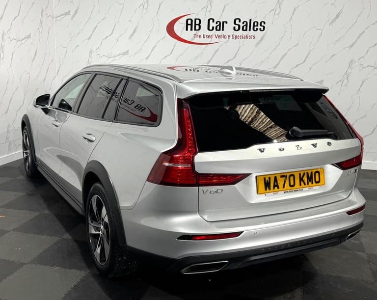 2020 Volvo V60 Cross Country 2.0 D4 Plus Auto AWD Euro 6 (s/s) 5dr ESTATE Diesel Automatic