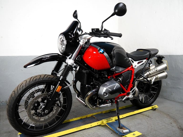 2021 BMW R NINET Urban GS,1500 miles Option 719, Akrapovic stunning bike
