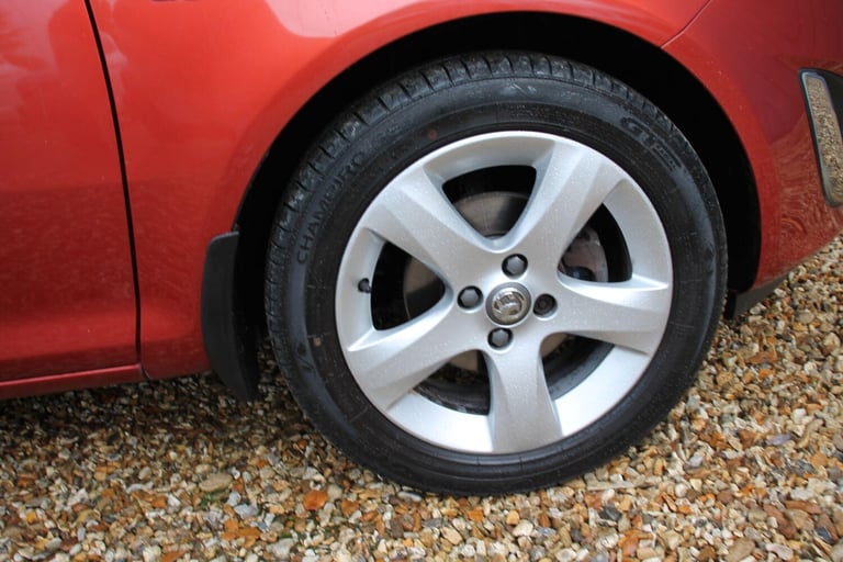 2013 Vauxhall Corsa 1.2 16V SXi Euro 5 5dr (A/C) HATCHBACK Petrol Manual