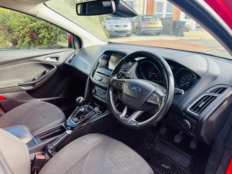 2014 Ford Focus 1.6 TDCi 115 Titanium 5dr HATCHBACK Diesel Manual - Image 7