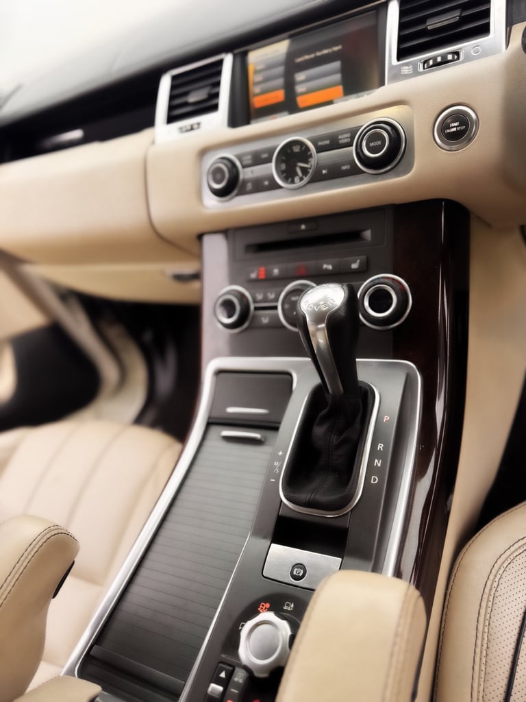 Land Rover, RANGE ROVER SPORT, Estate, 2010, Semi-Auto, 2993 (cc), 5 doors