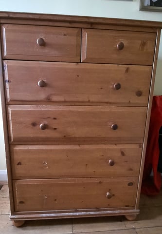 Pine chest of drawers | in Brighton, East Sussex | Gumtree