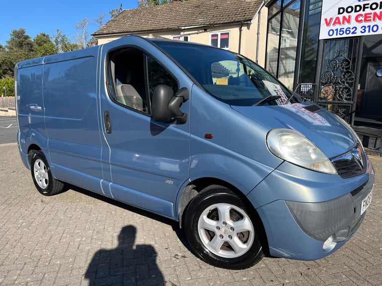 image for 2008 Vauxhall Vivaro 2.0CDTI [115PS] Sportive Van 2.7t PANEL VAN Diesel Manual