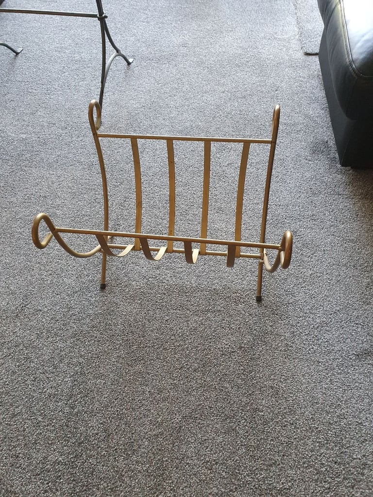 Magazine rack - Promised